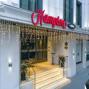 Hampton By Hilton Old Otel