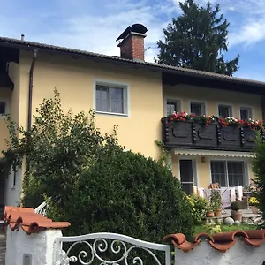 Elfi Bed & Breakfast Salzburg